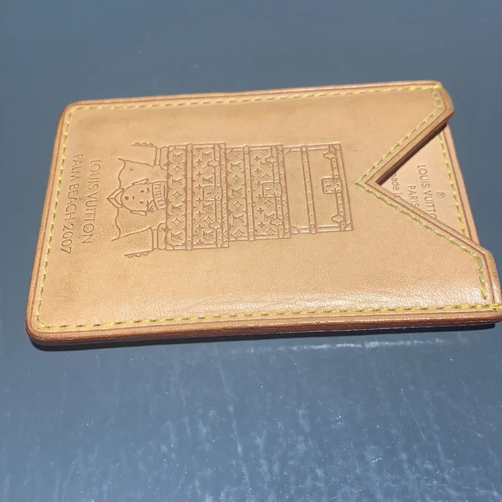 Authentic Louis Vuitton Leather Trunk Card Holder from Palm Beach Event - Picture 2 of 4